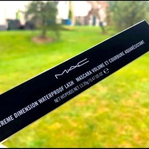 Mac In Extreme Dimension Lash Mascara Wa